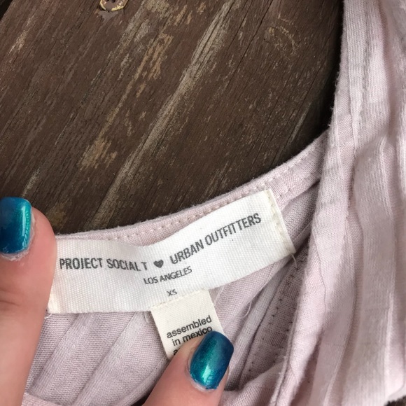 Urban Outfitters • Crop top - Picture 4 of 4